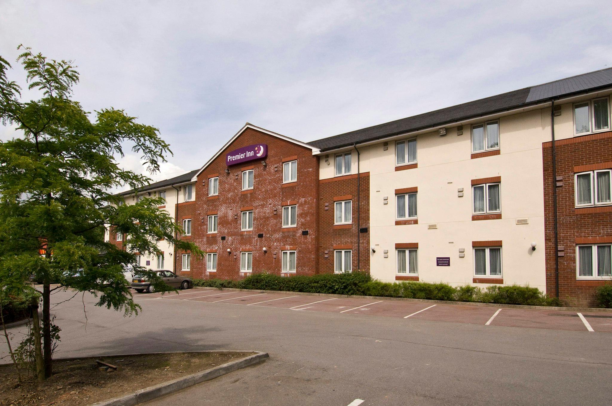 Premier Inn Newport Wales (M4, J24) 8/38