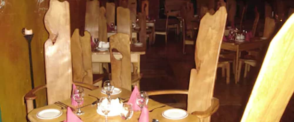 Kilford Arms Hotel 29/30