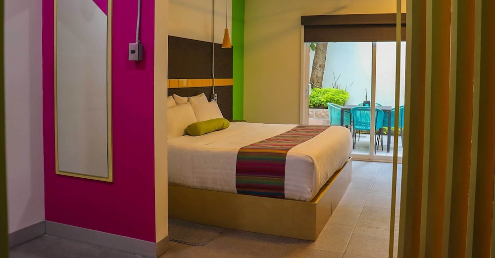SUITE, KING BED, TERRACE