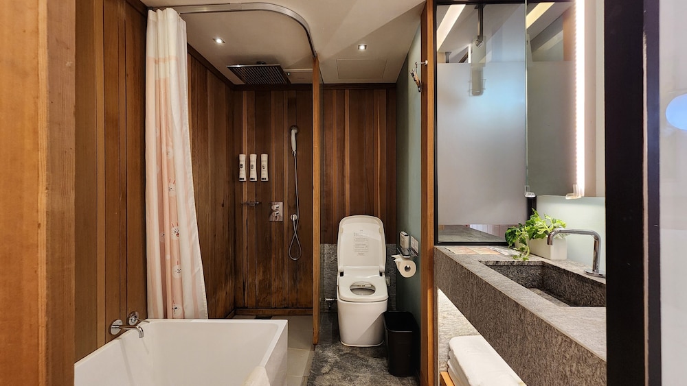 Sotetsu Hotels The Splaisir Seoul Myeongdong 79/81