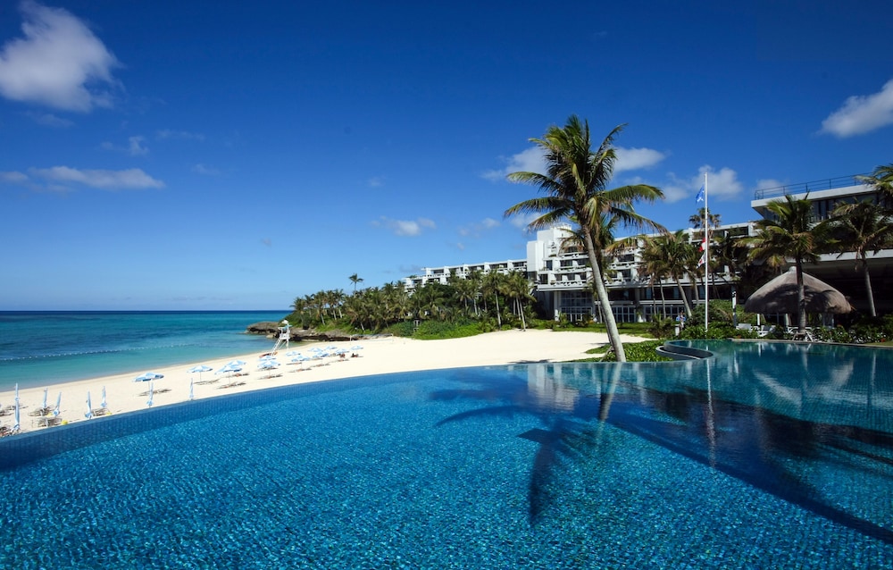 Hotel Moon Beach Okinawa 60/68