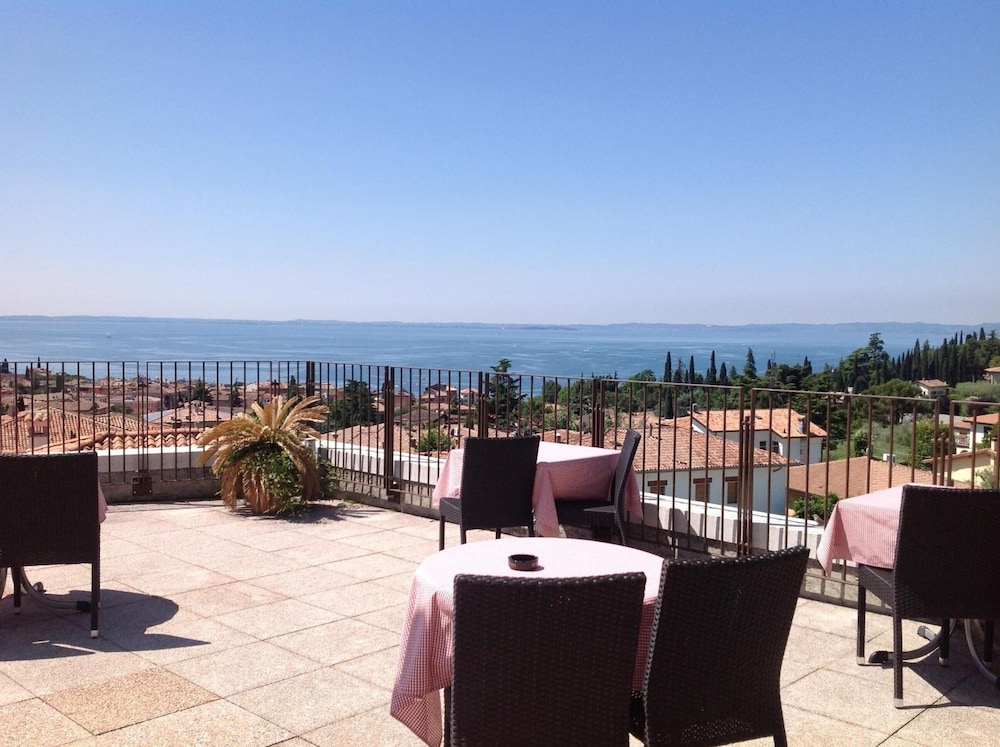 Hotel Villa Cà Nova 20/41