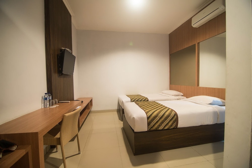 Dinasty Smart Hotel 25/66