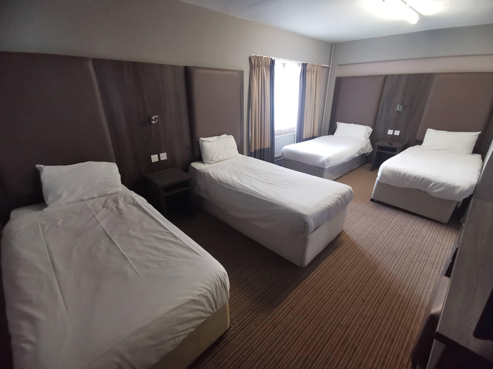 Lily Hotel 20/46