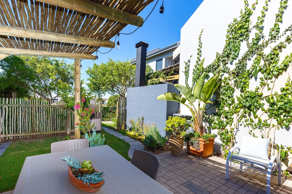 Le Mahi Guest House 40/48