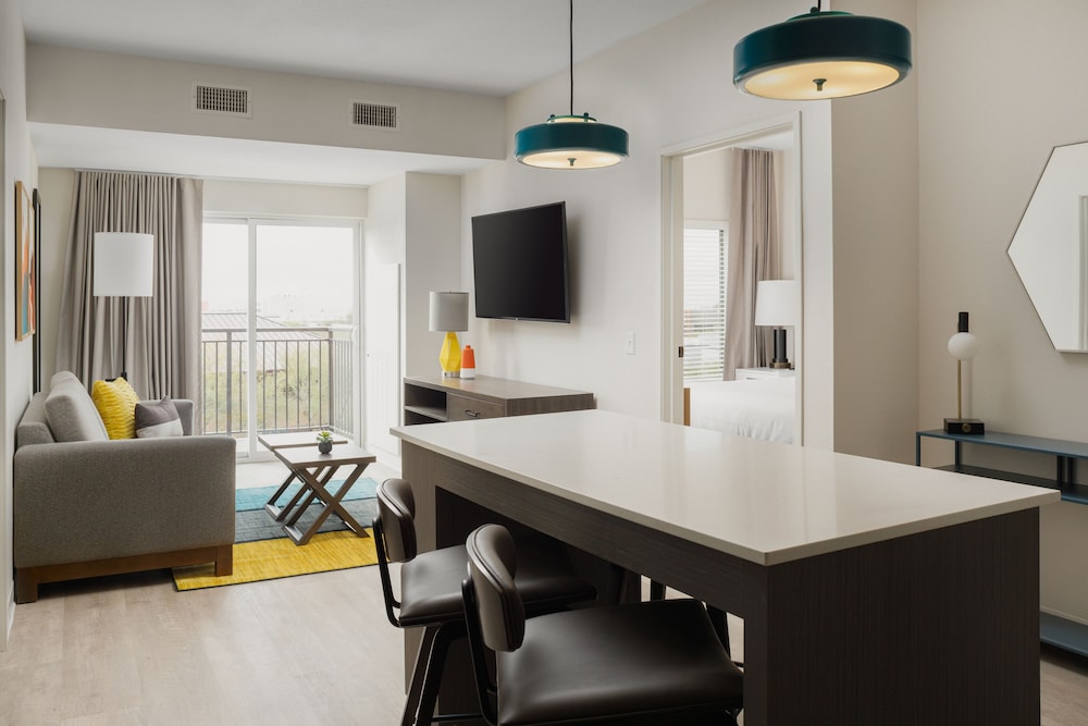 WaterWalk Extended Stay by Wyndham Phoenix - N. Happy Valley 28/41