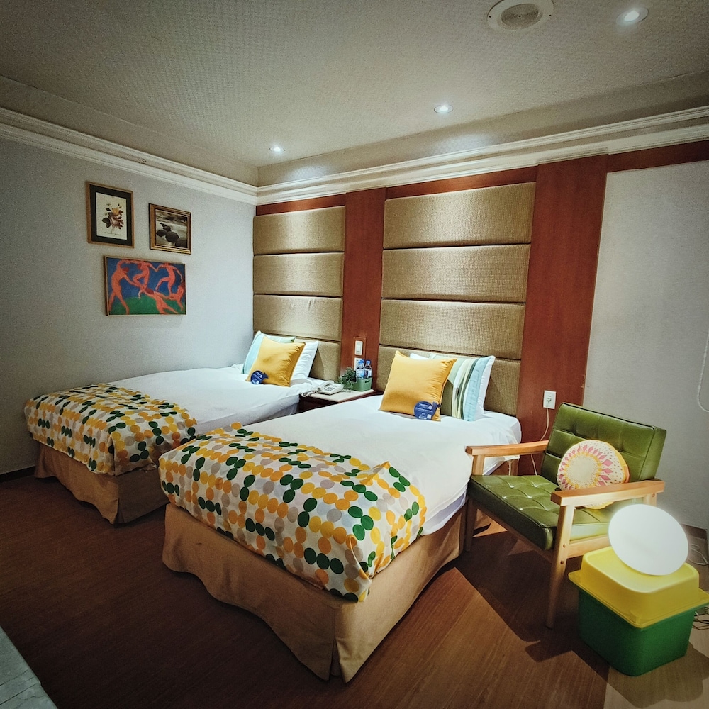 Erin Hotel 22/38
