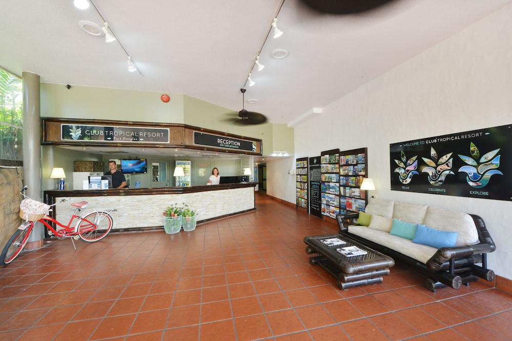 Club Tropical Resort 9/50