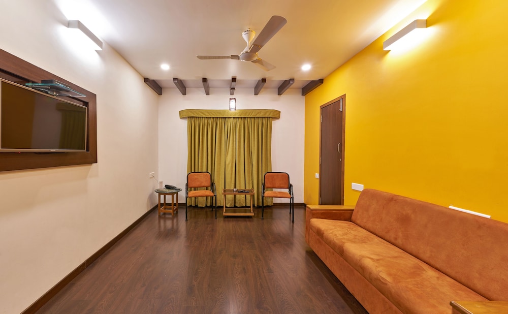 Hotel Vrishali Executive 46/61
