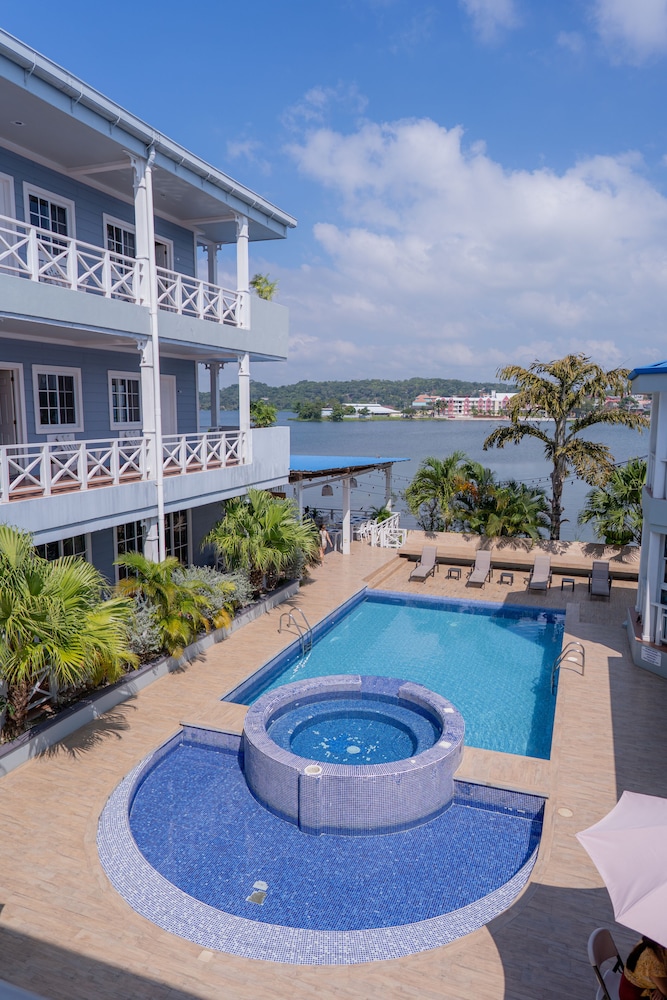 Hotel Casona Del Lago 5/69