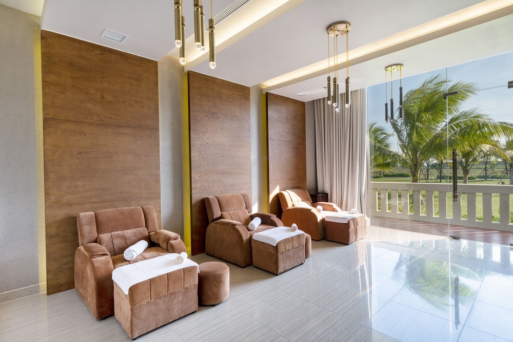 Melia Vinpearl Cua Hoi Affiliated by Melia 29/61