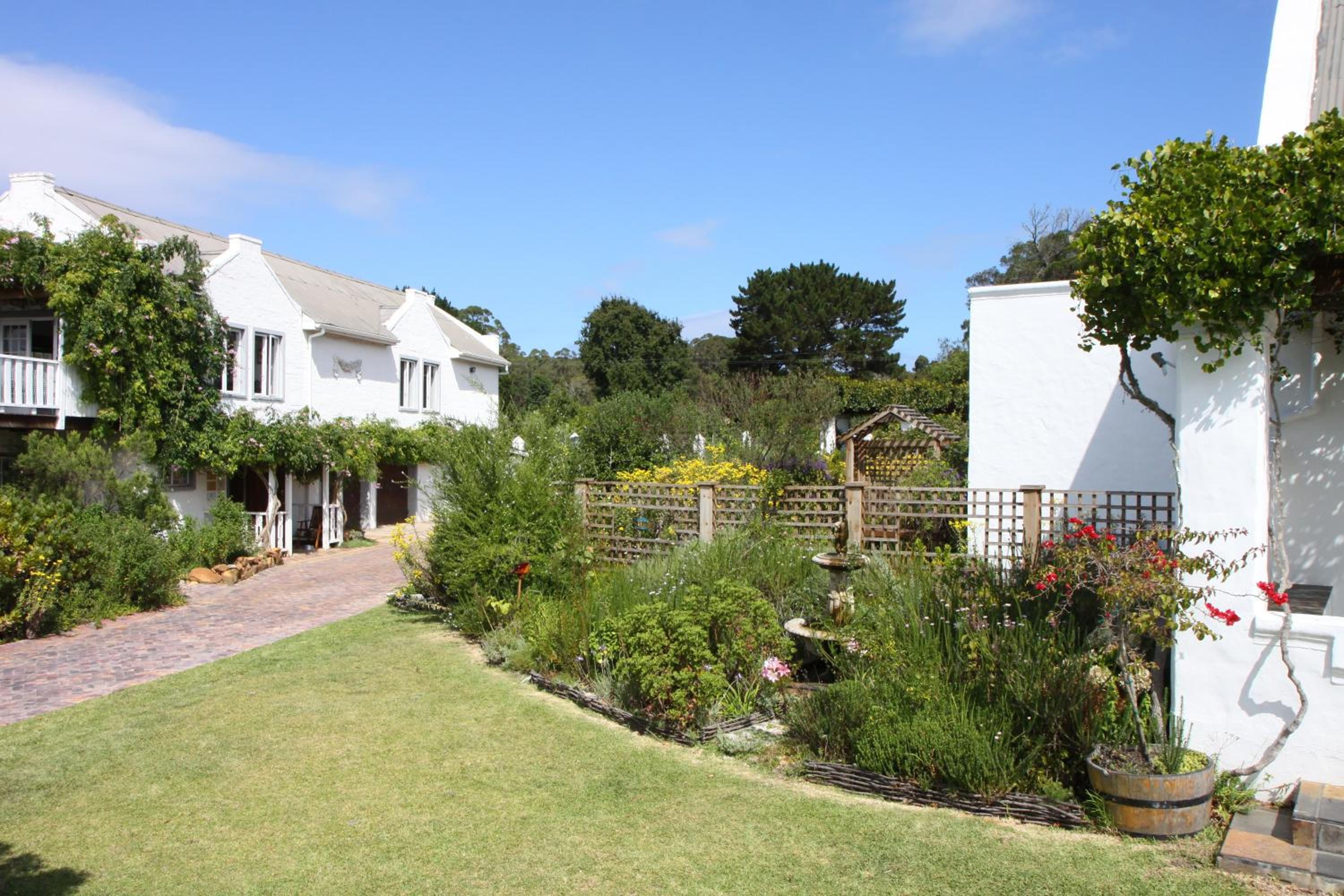 Fynbos Ridge Country House & Cottages 13/16