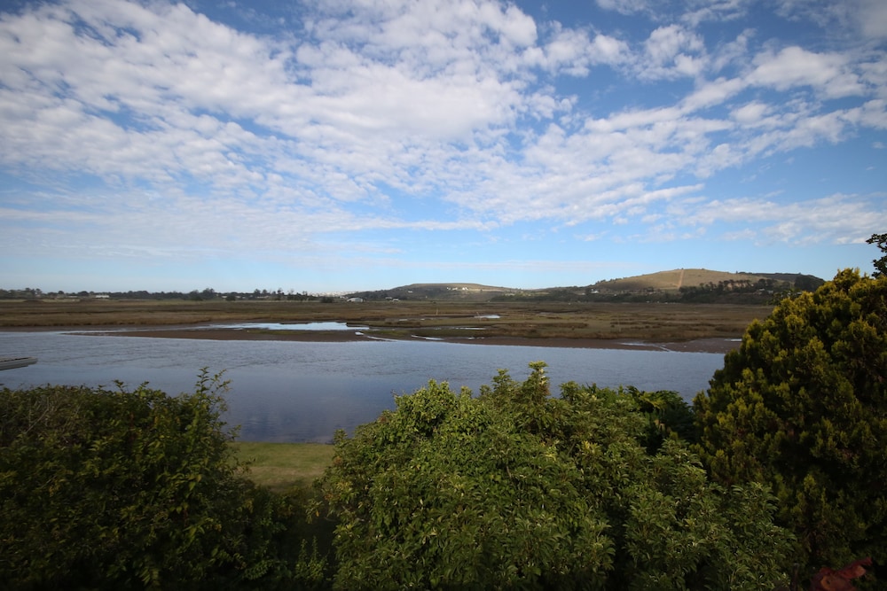 Moonriver Self-catering 18/29