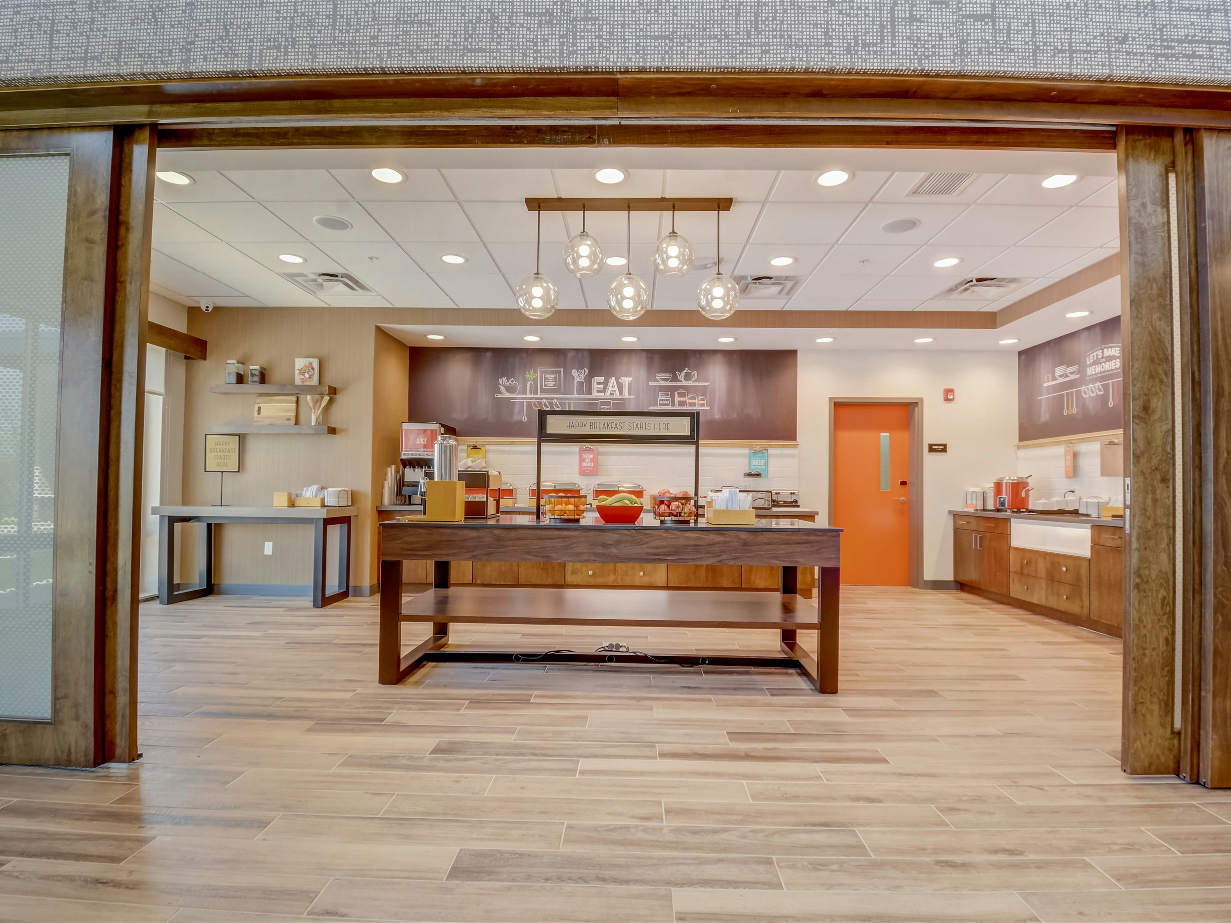 Hampton Inn and Suites Williamstown Ark Encounter 8/38
