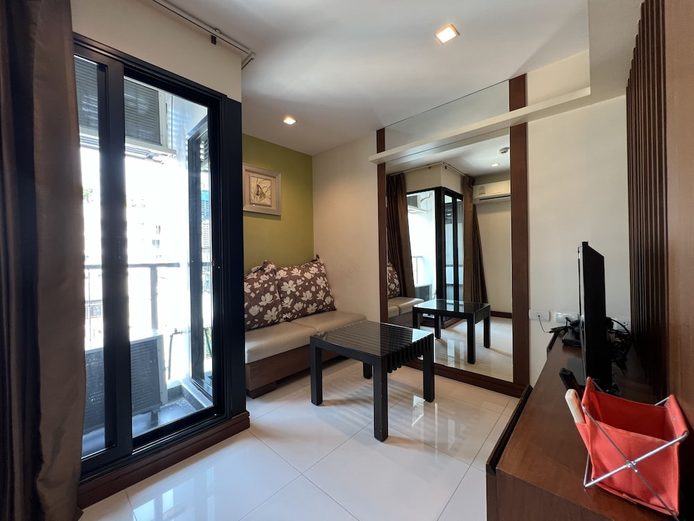 Silom Forest Exclusive Residence 40/65