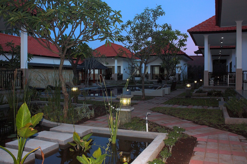 Tulamben Dive Resort 38/45