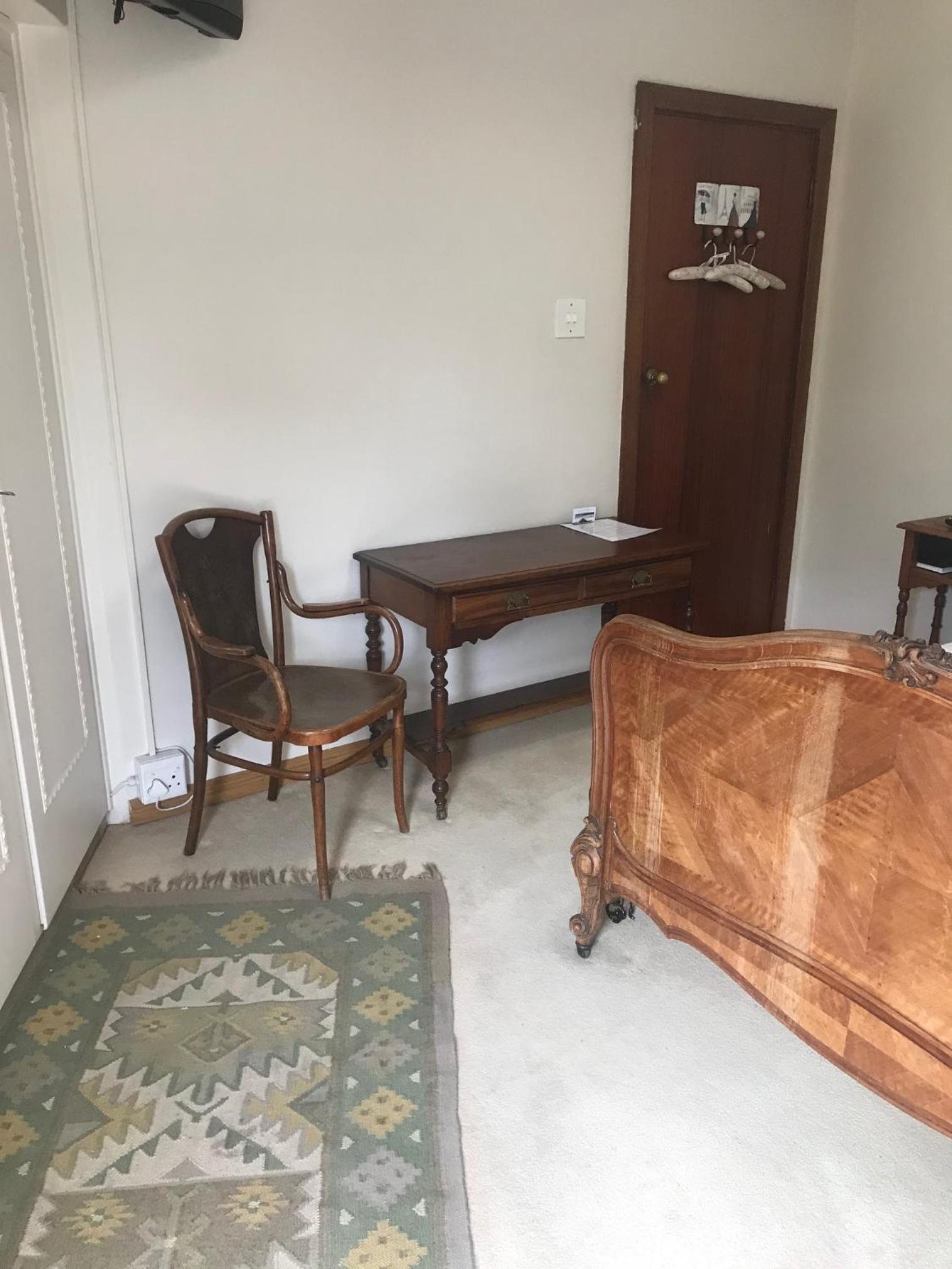 Seaview Place Bed and Breakfast 2/13