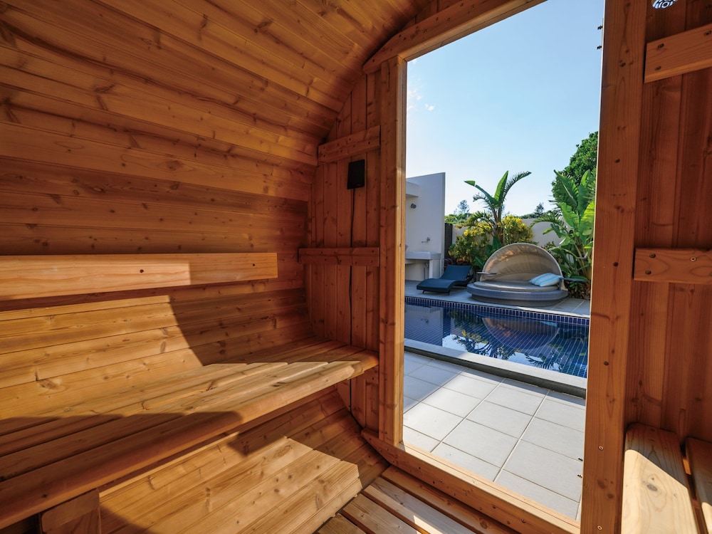 Pool Villa Imadomari by Coldio Premium 35/72