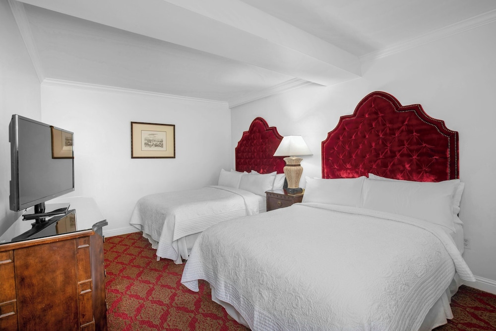 room, 2 queen beds