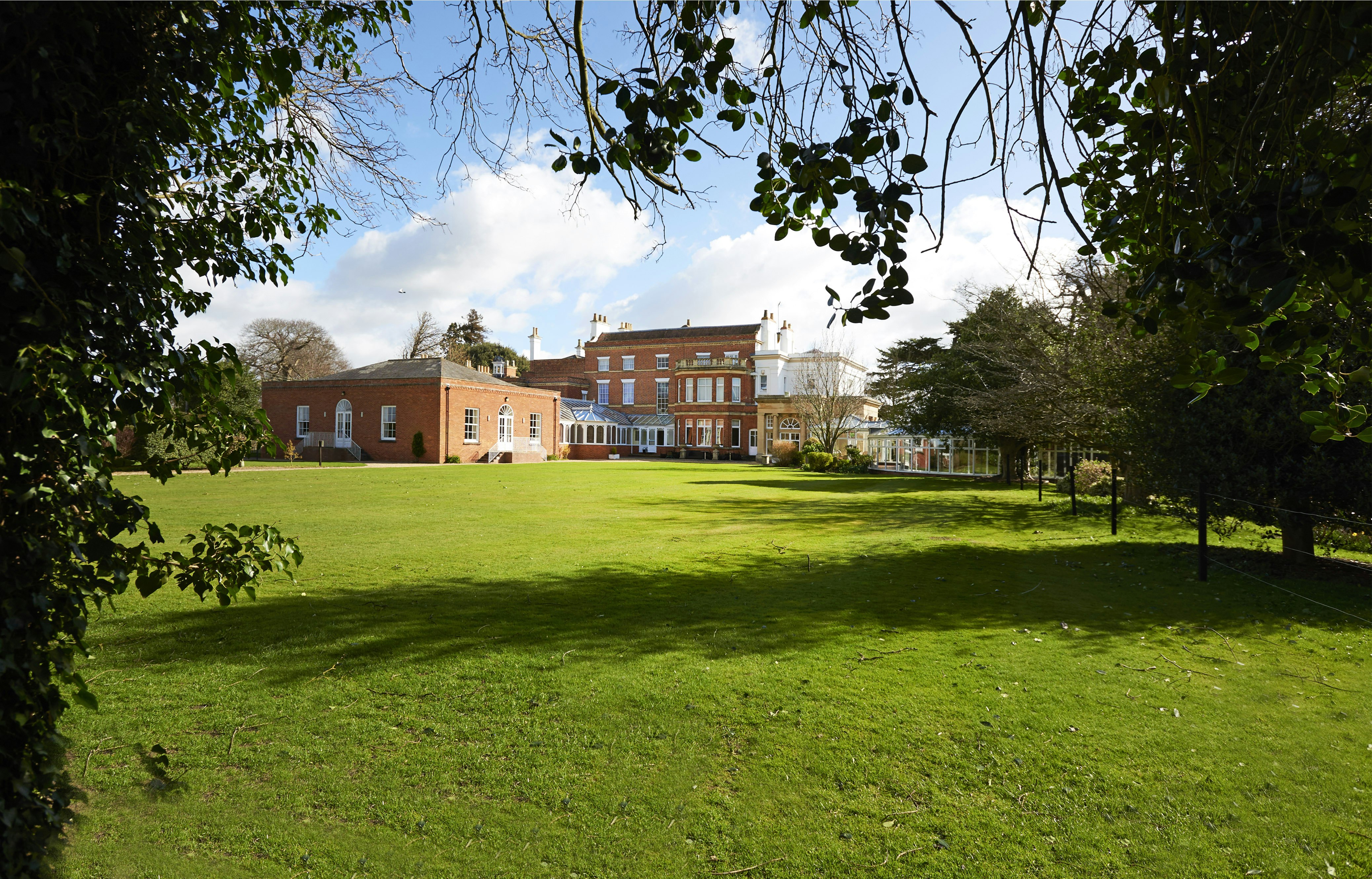 Hilton Puckrup Hall Hotel and Golf Course, Tewkesbury 45/50