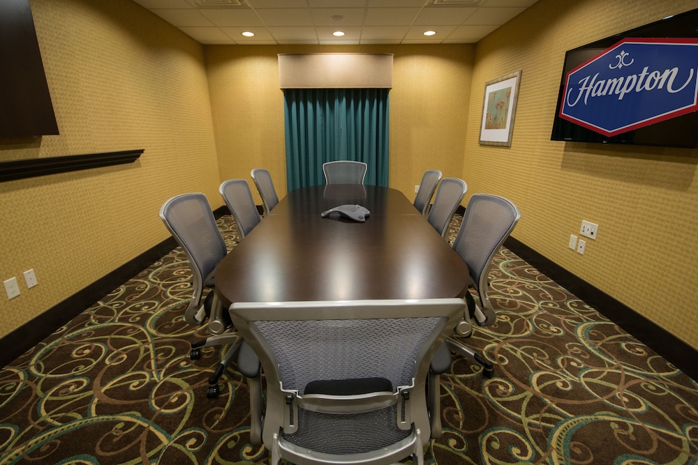 Hampton Inn & Suites Philadelphia Montgomeryville 34/37