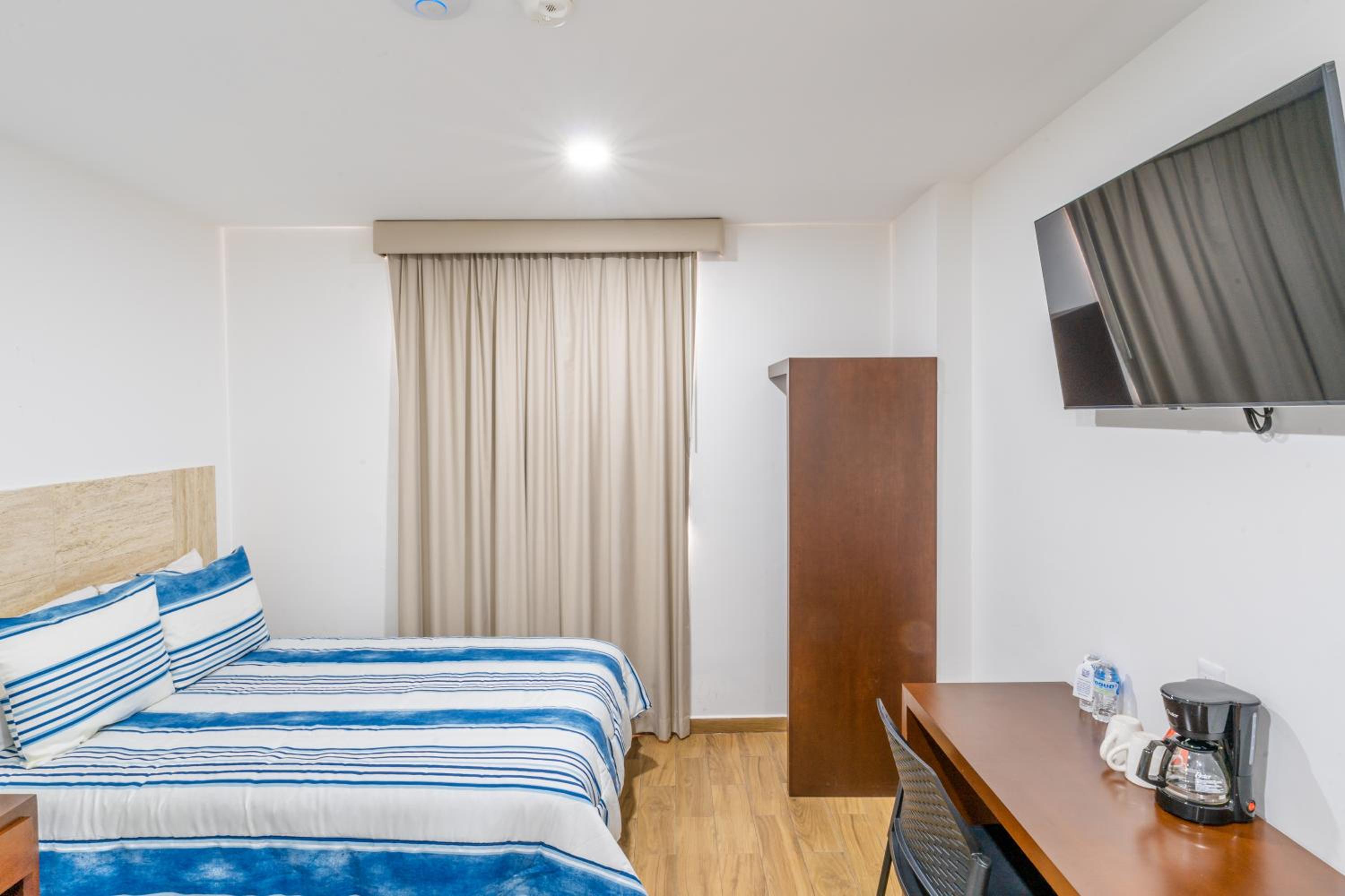 Hotel Pacific Blue Mazatlan 28/59