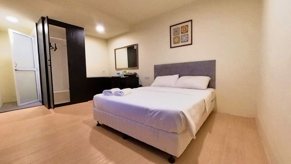 Bishop Hotel Penang 22/50