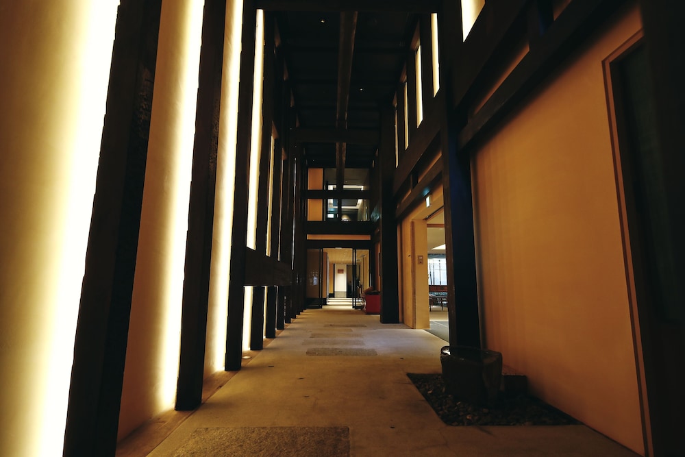 The Hiramatsu Kyoto 39/48