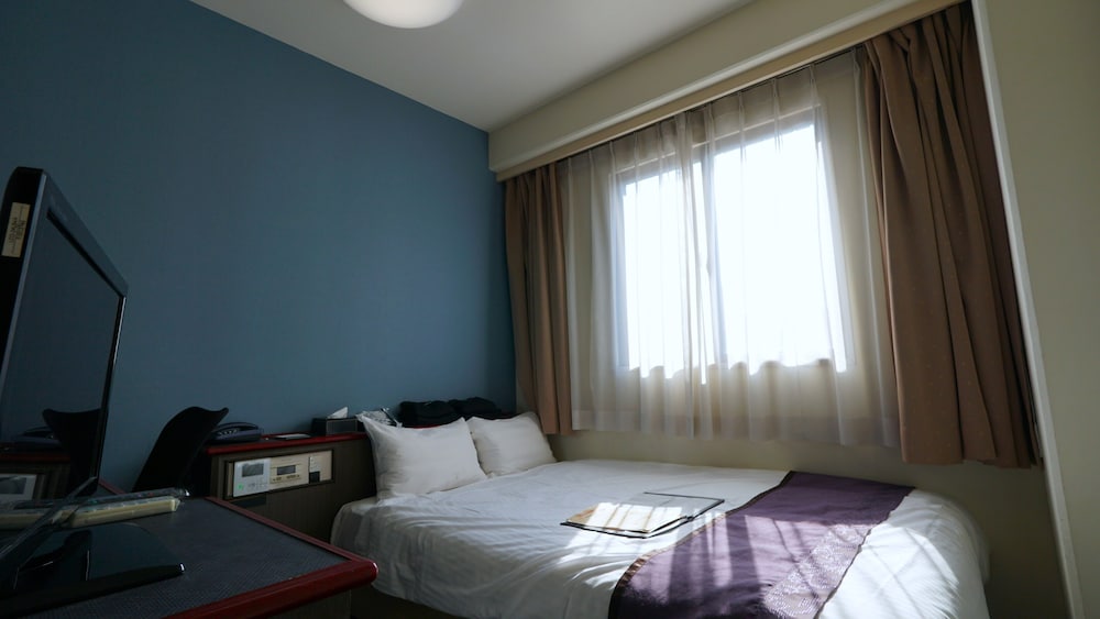 Semi Room, Single Bed