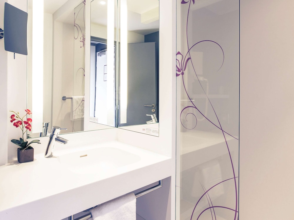 Mercure La Roche Sur Yon Centre 75/76