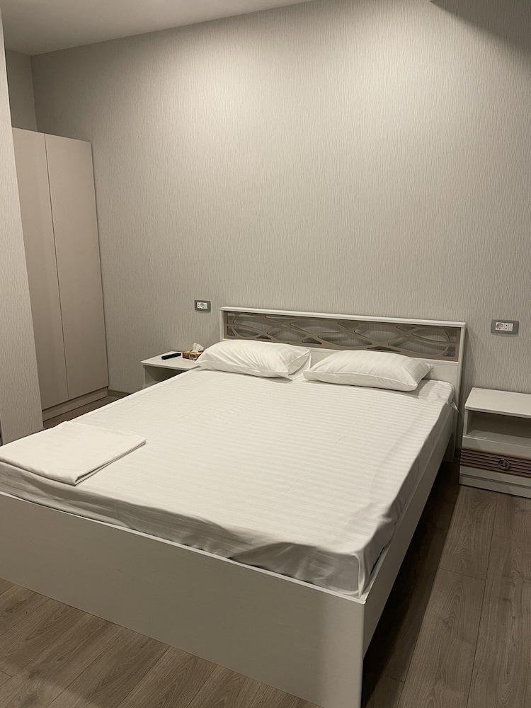 COMFORT, APARTMENT
