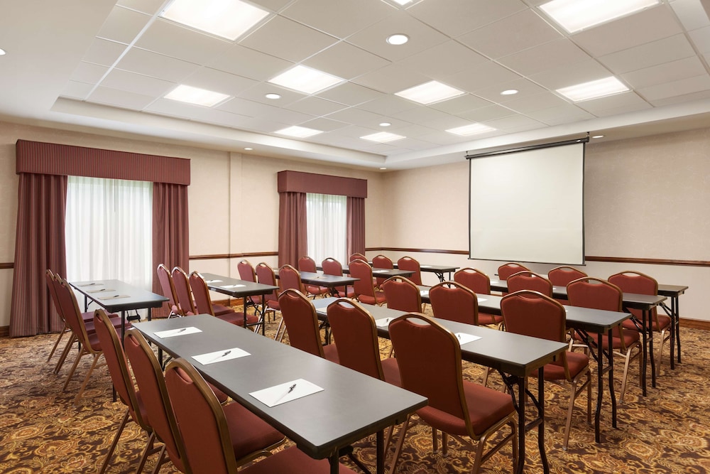 Country Inn Suites By Radisson Princeton Wv 27/34