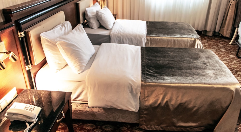 Atropat Old City Hotel 40/71