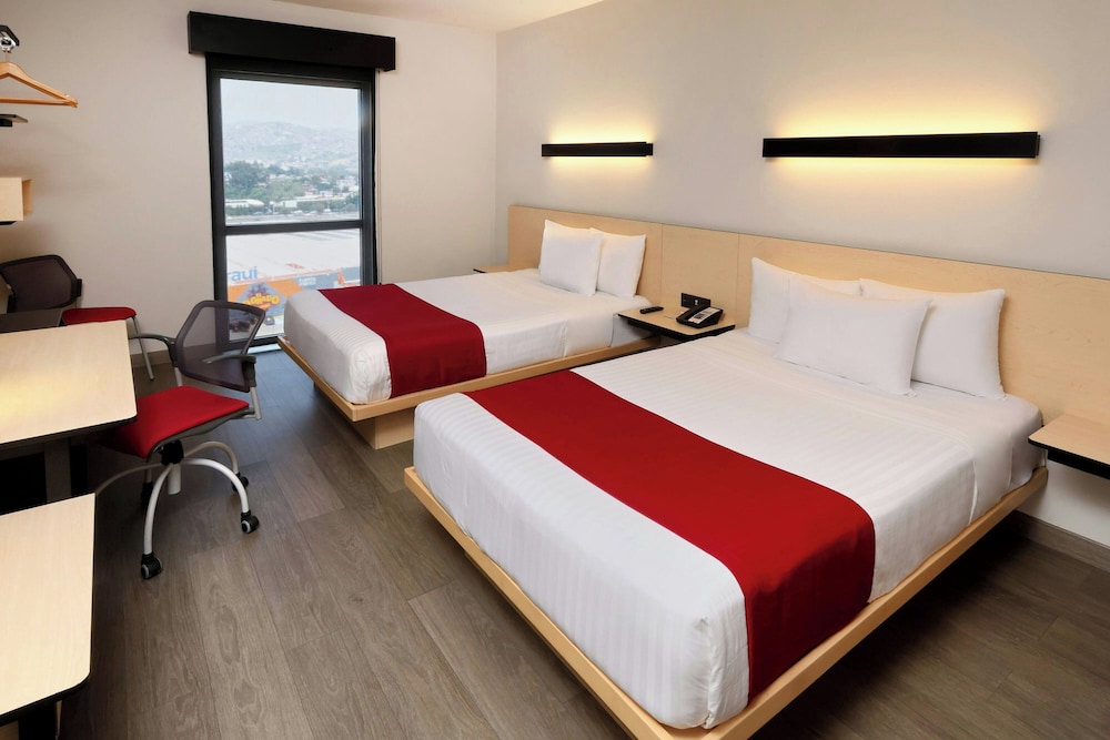 room, 2 double beds, City Express Plus by Marriott Ciudad de Mexico Mundo E 3/10
