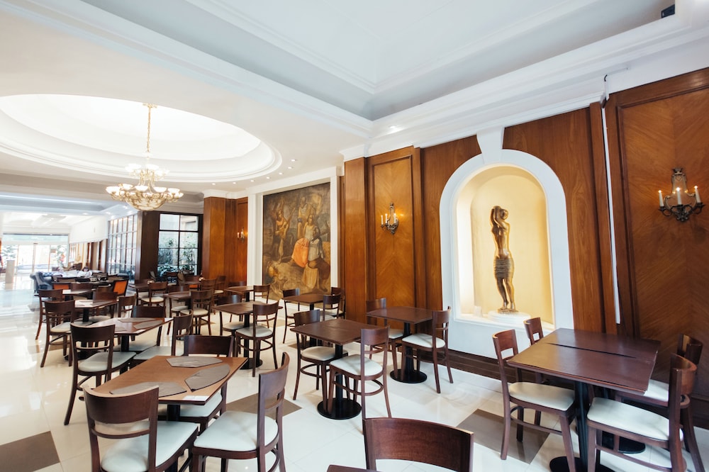 DORA HOTEL BUENOS AIRES 56/61