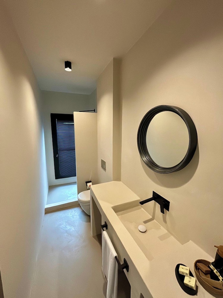La Brezza Beach & Hotel Yalikavak 50/50
