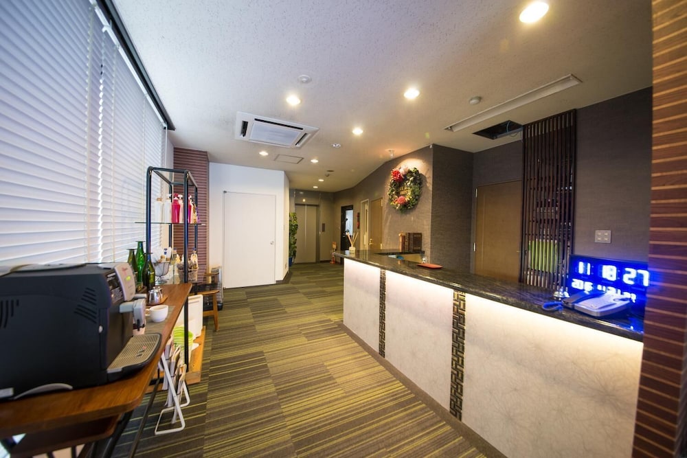 Sai Hotel 8/34