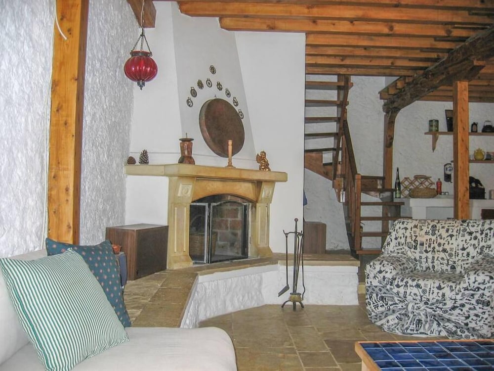 Old House 2/50