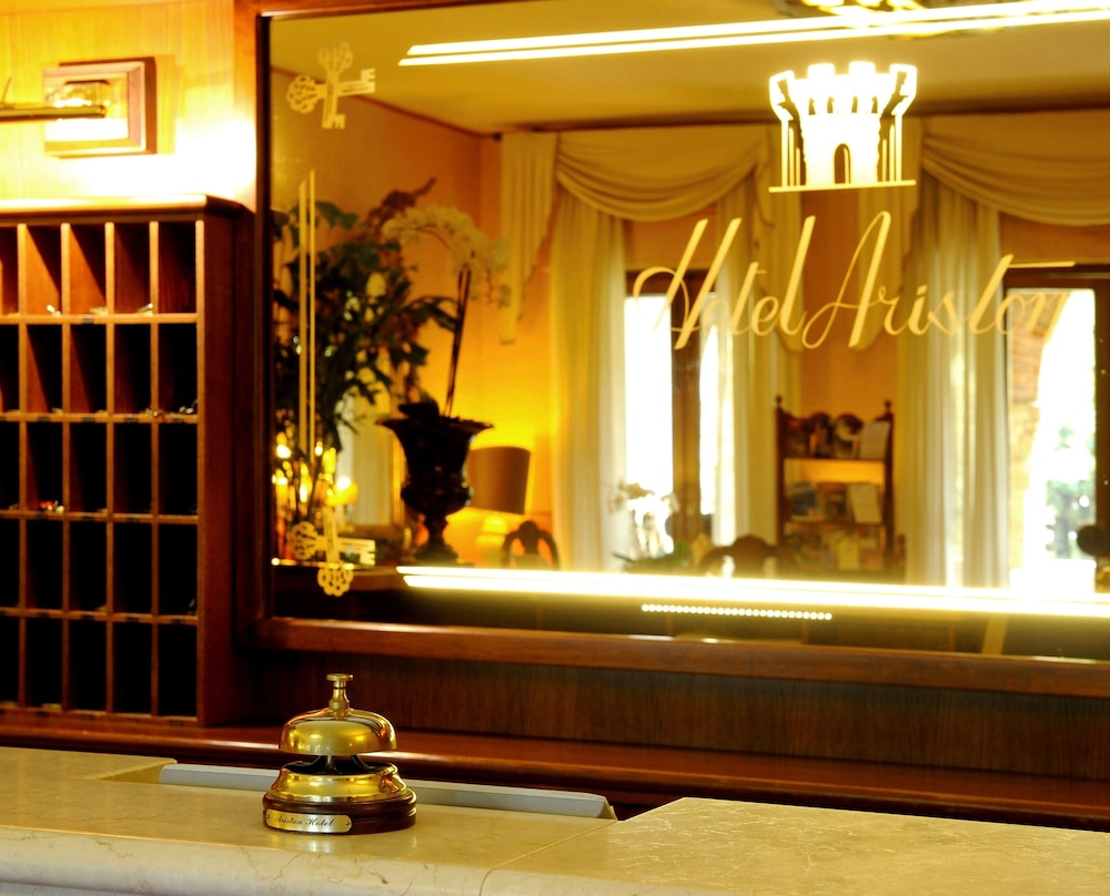 Park Hotel Villa Ariston 9/73