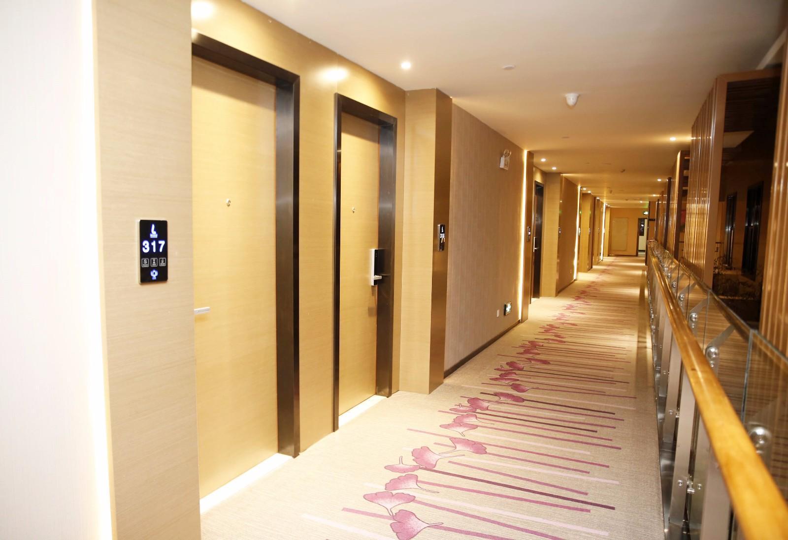 Lavande Hotel (Xi'an Fengcheng 1st Road, City Library Metro Station) 32/52