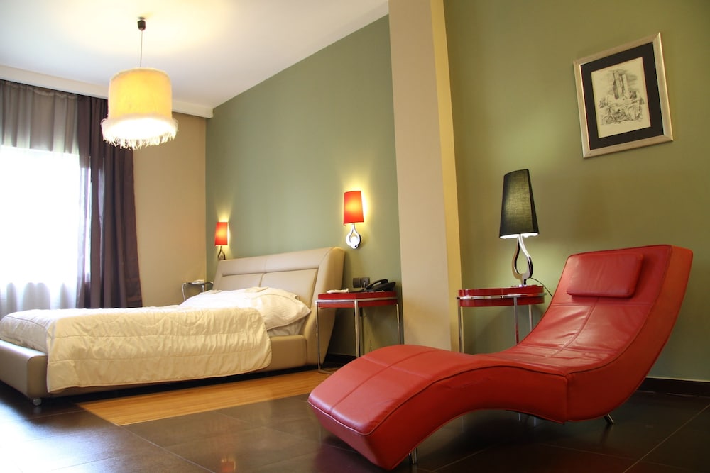 1 BEDROOM, SUPERIOR, APARTMENT