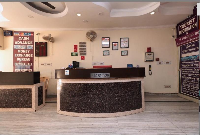Lord Krishna Dx Inn Hotel 2/33