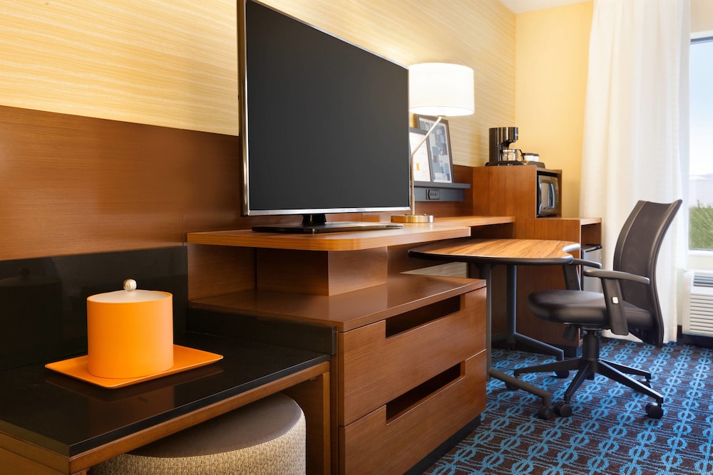 Fairfield Inn Philadelphia Valley Forge/King of Prussia 23/25