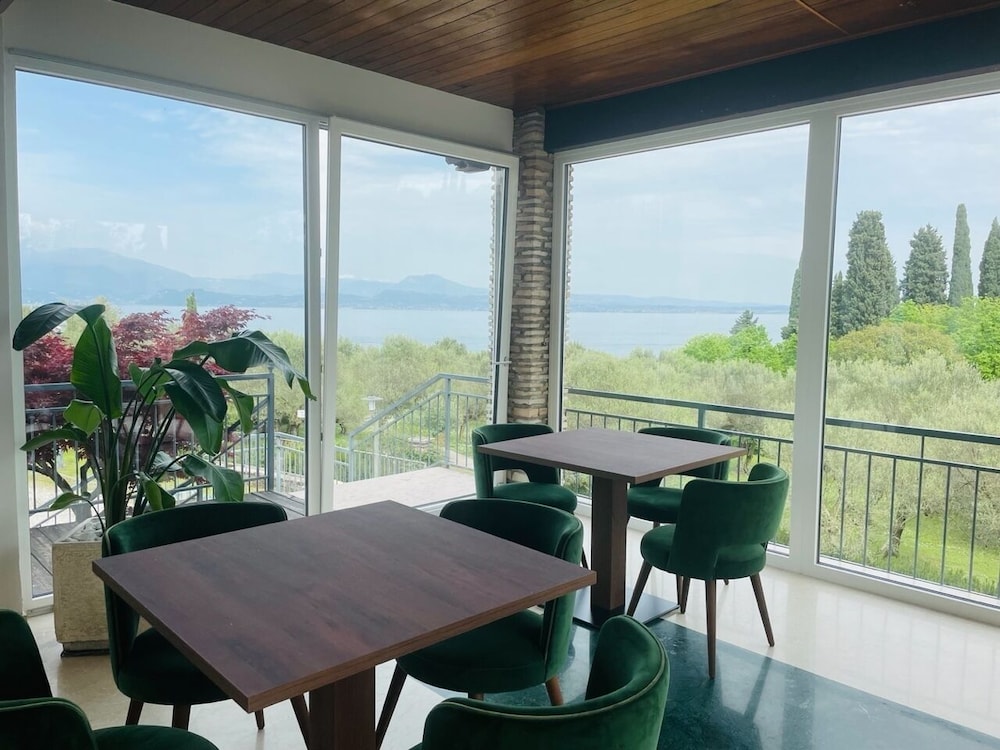 Hotel Mon Repos 22/50
