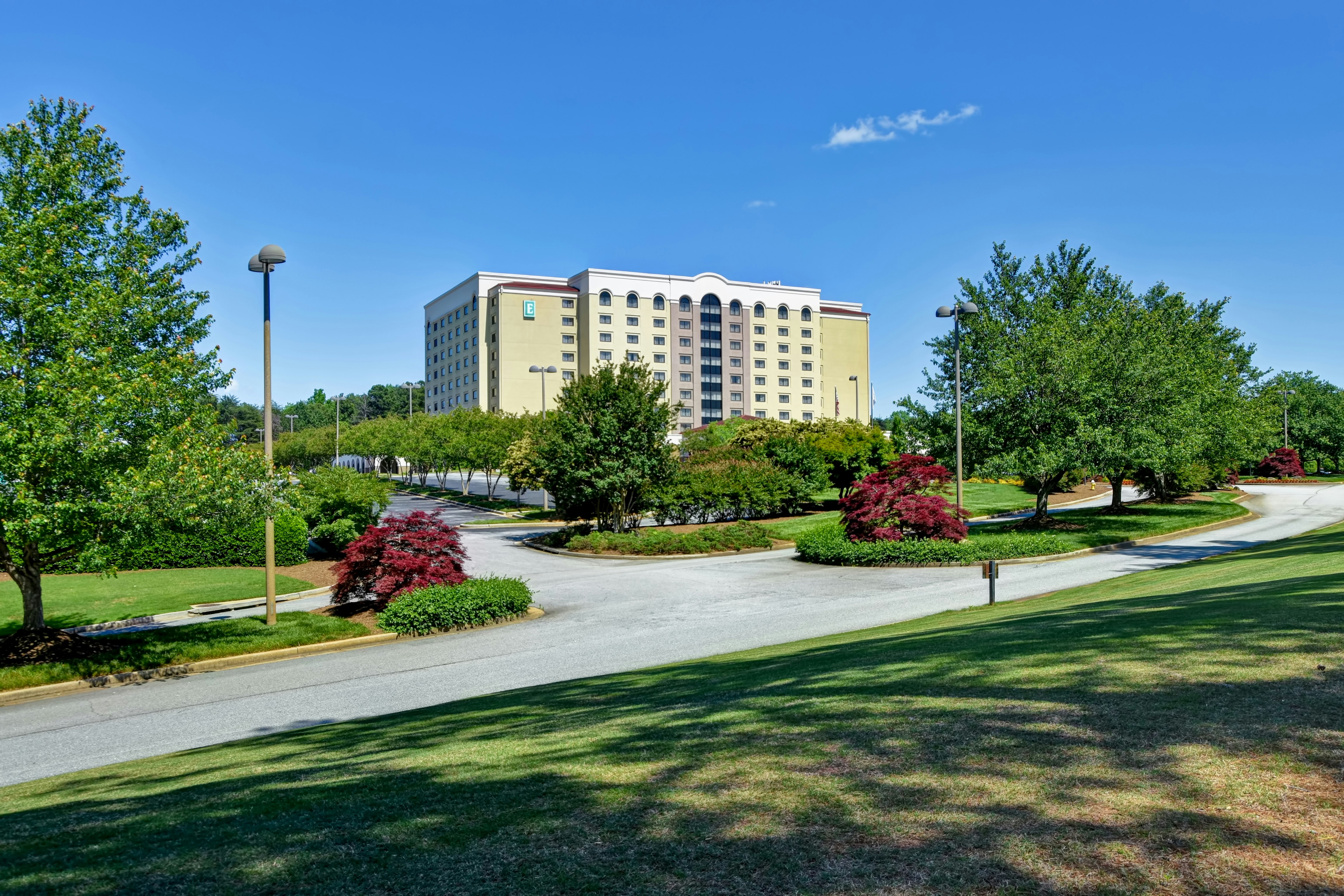 Embassy Suites Greenville Golf Resort Conference Center 36/38