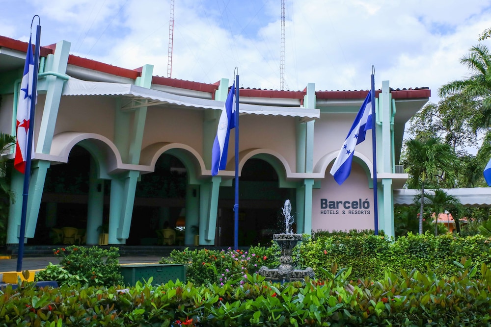 Barcelo Montelimar 5/48