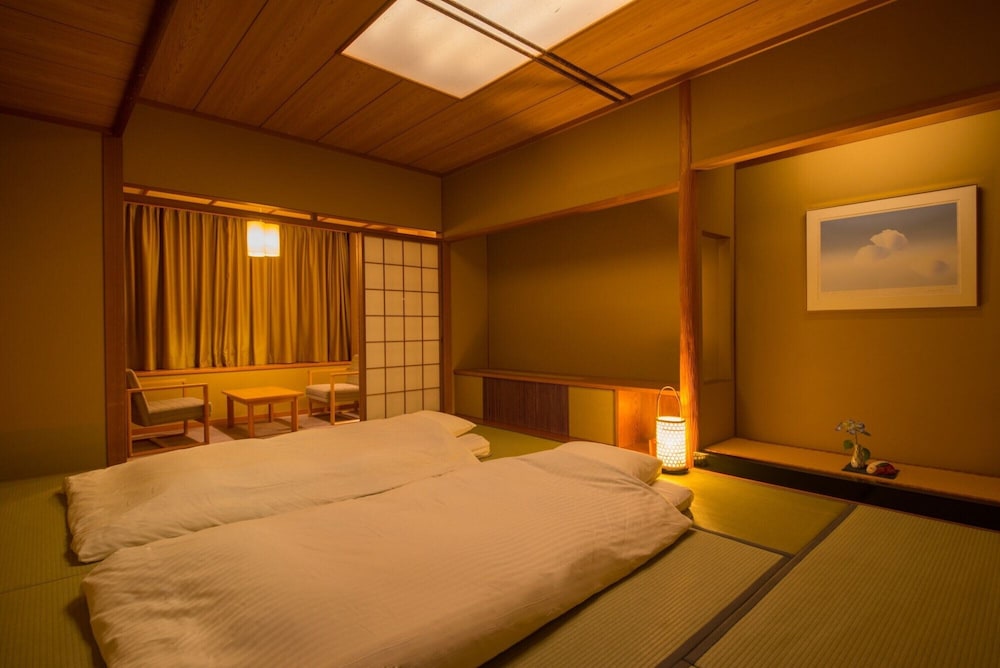 Miyajima Grand Hotel Arimoto 8/50