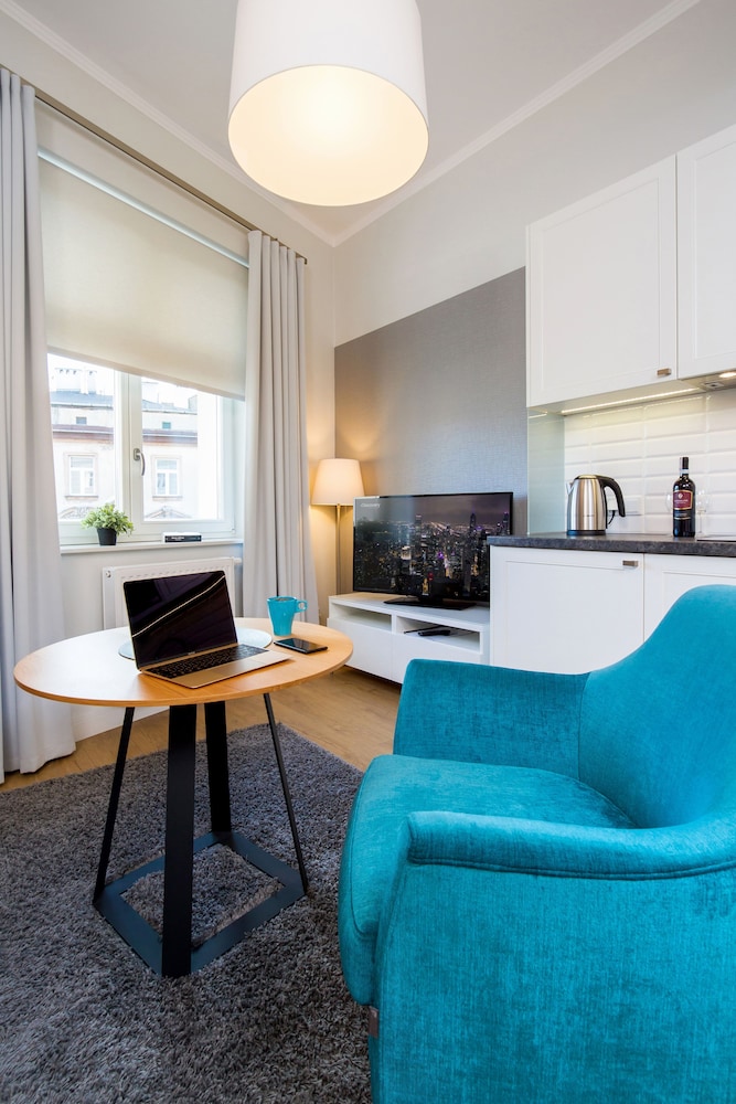 Cracow Riverside Aparthotel 35/50