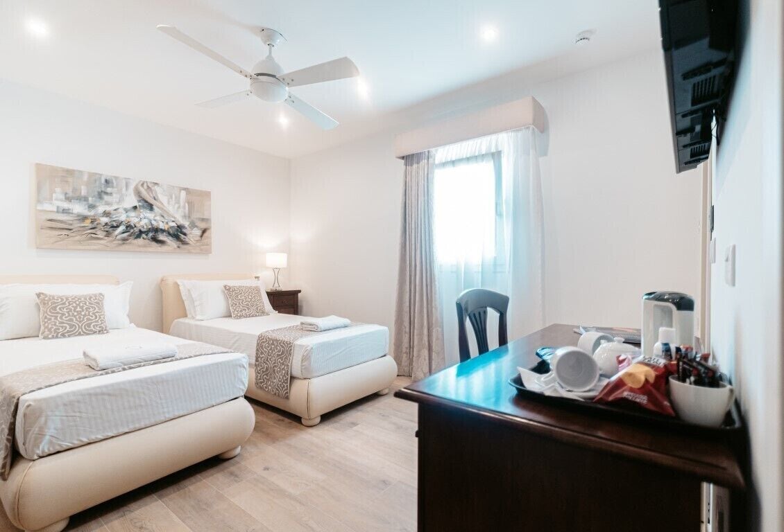 JUNIOR SUITE, ANNEX