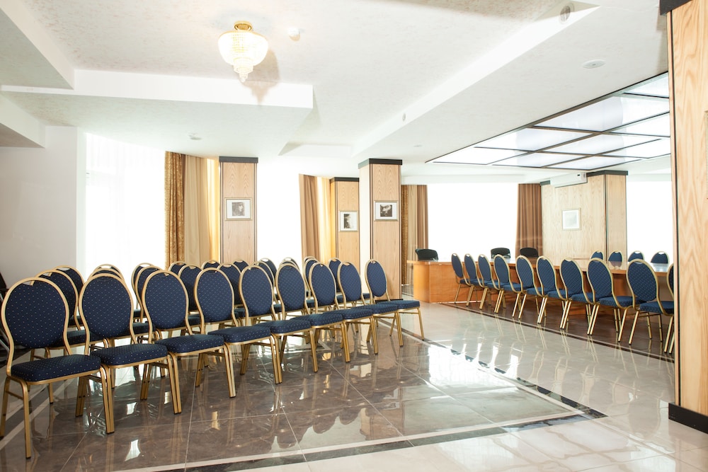 Jumbaktas Hotel 42/75